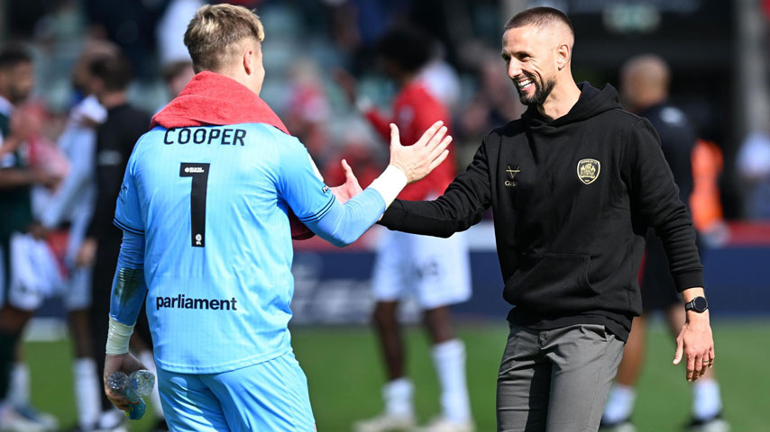 คาราบาว คัพ : บาร์นสลีย์ VS ฟลีตวู้ด ทาวน์